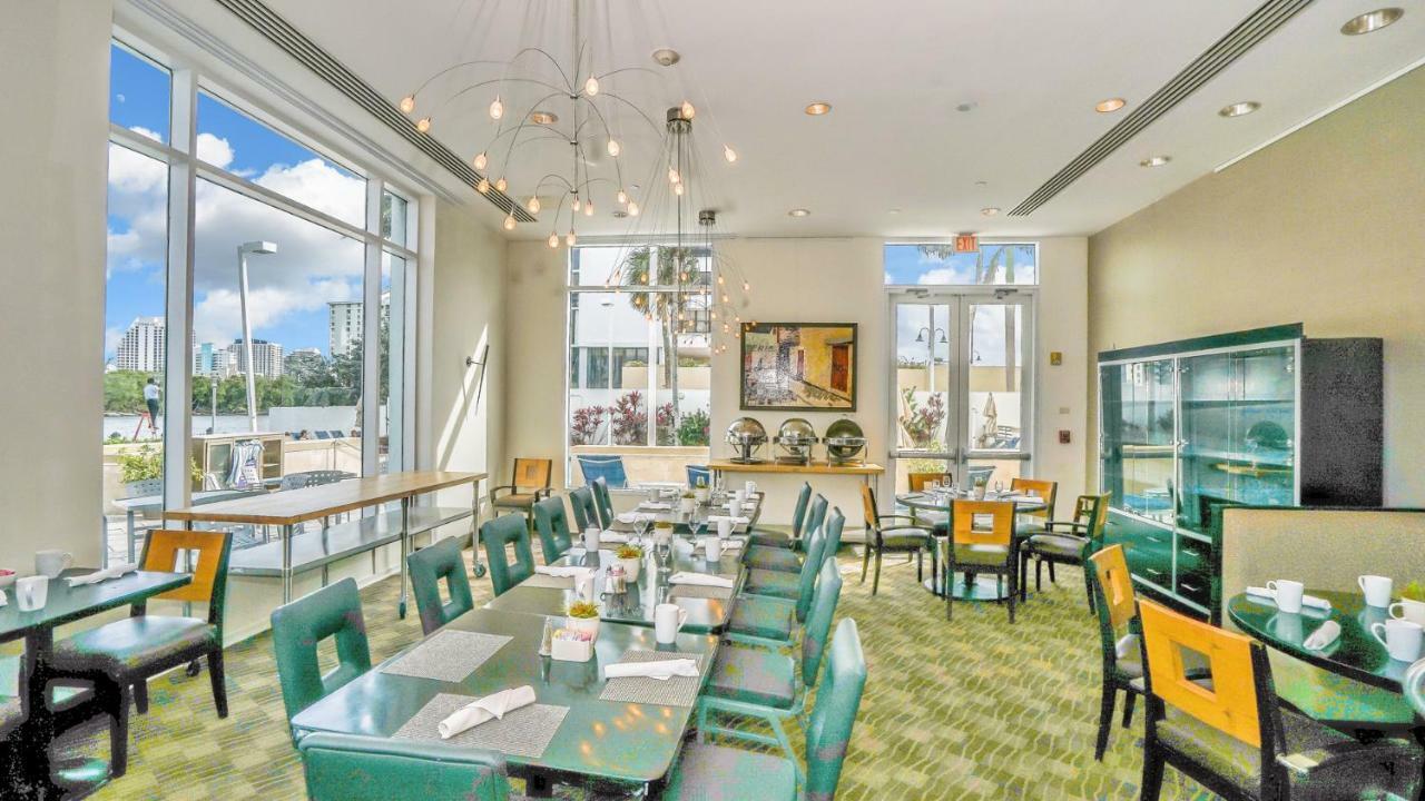 Gallery One - A Doubletree Suites By Hilton Hotel Fort Lauderdale Exterior foto