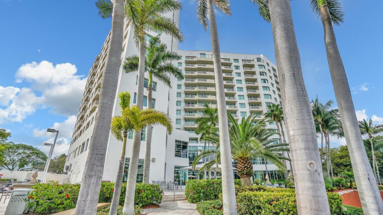 Gallery One - A Doubletree Suites By Hilton Hotel Fort Lauderdale Exterior foto